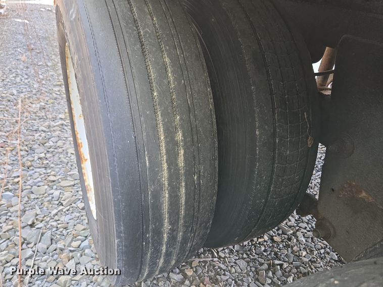 image for item EC4068 2005 Wabash DVCVHPC dry van trailer