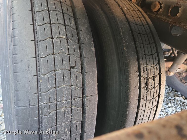 image for item EC4068 2005 Wabash DVCVHPC dry van trailer