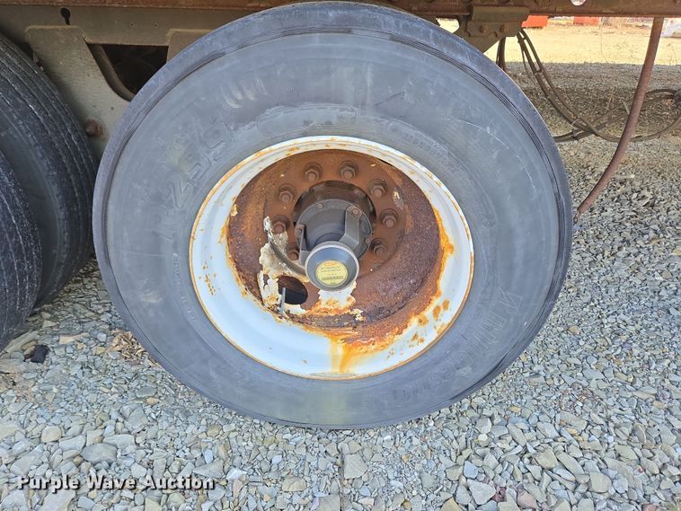 image for item EC4068 2005 Wabash DVCVHPC dry van trailer