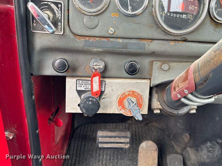 image for item EC7969 1964 REO E330 rollback truck