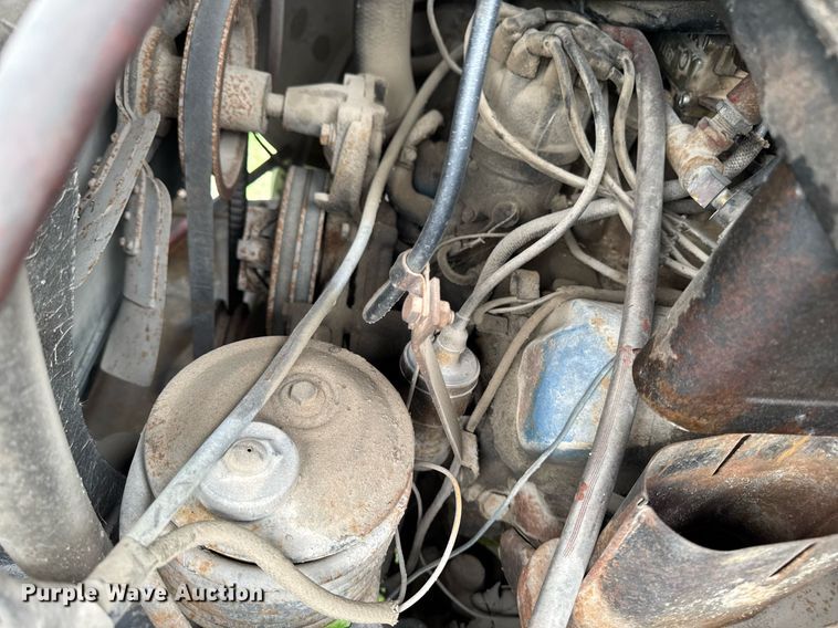 image for item EC7971 1966 Ford N750 truck cab and chassis