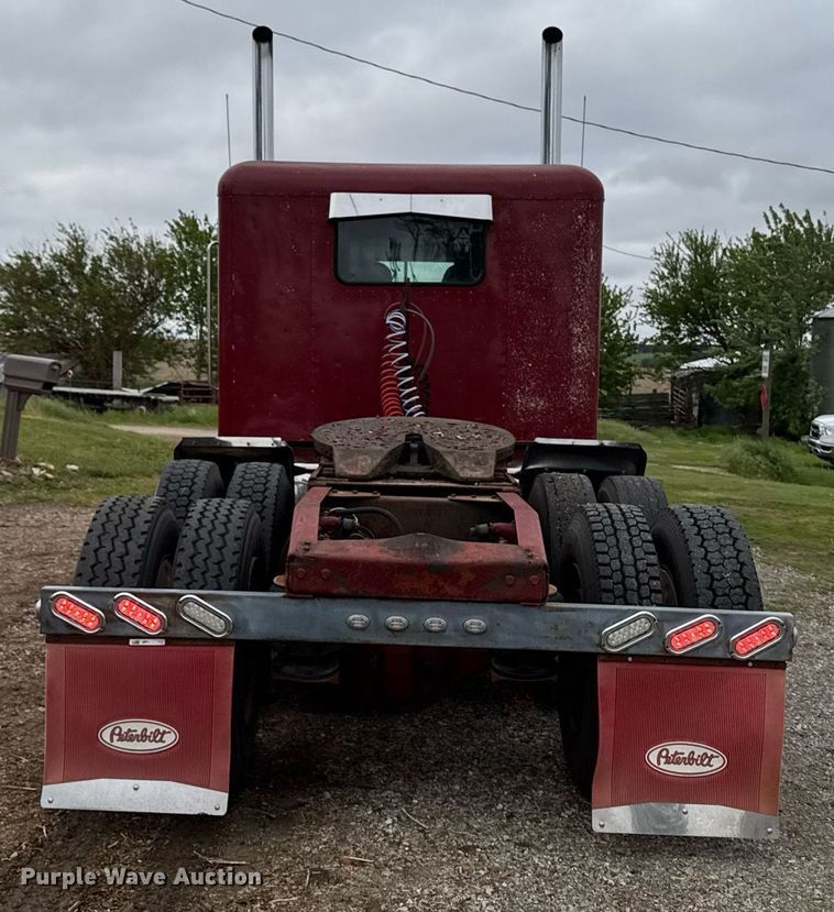 image for item EC7983 1981 Peterbilt 359 semi truck