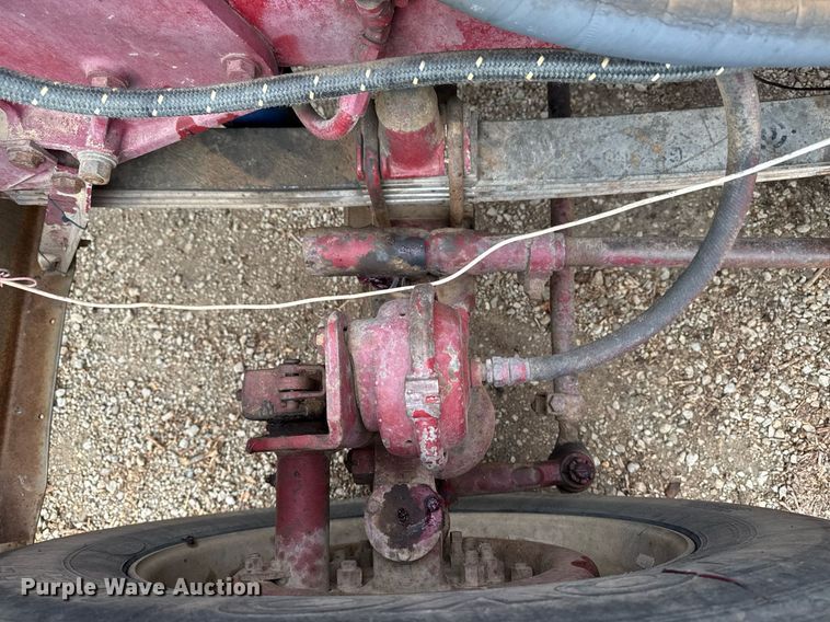 image for item EC7983 1981 Peterbilt 359 semi truck