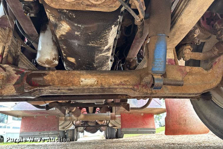 image for item EC7983 1981 Peterbilt 359 semi truck