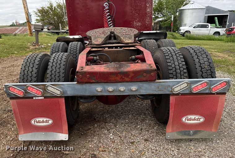 image for item EC7983 1981 Peterbilt 359 semi truck