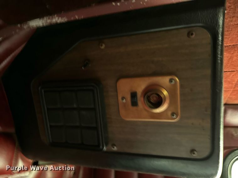 image for item EC7983 1981 Peterbilt 359 semi truck