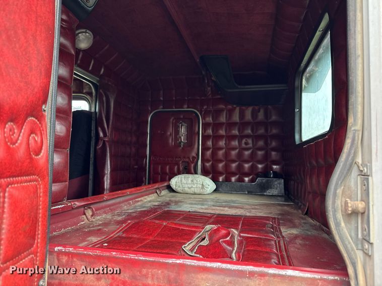 image for item EC7983 1981 Peterbilt 359 semi truck