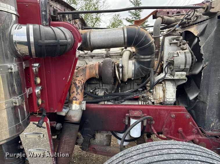 image for item EC7983 1981 Peterbilt 359 semi truck