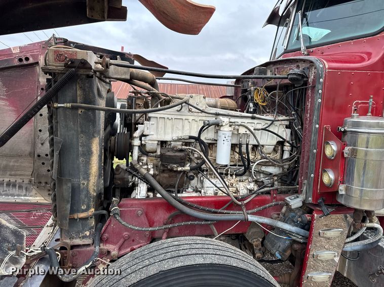 image for item EC7983 1981 Peterbilt 359 semi truck