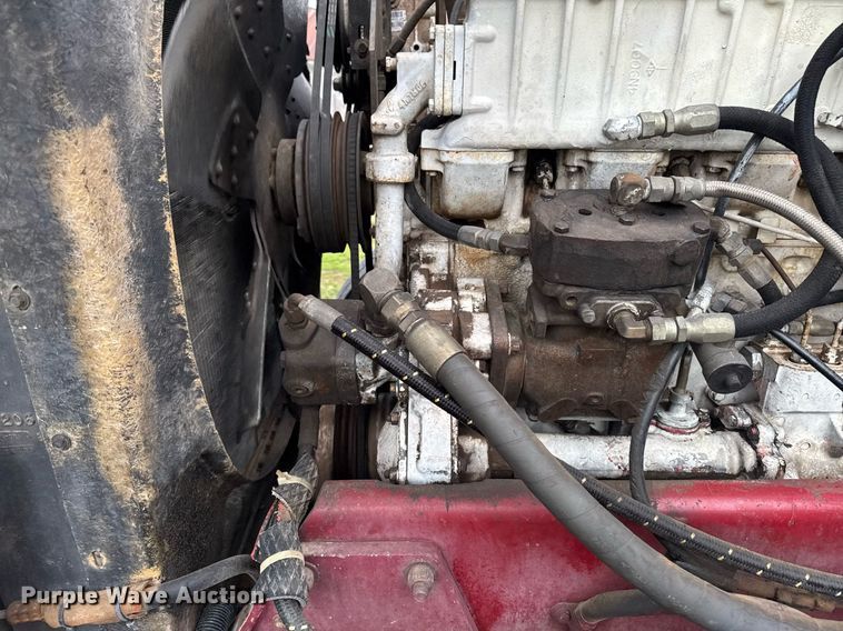 image for item EC7983 1981 Peterbilt 359 semi truck