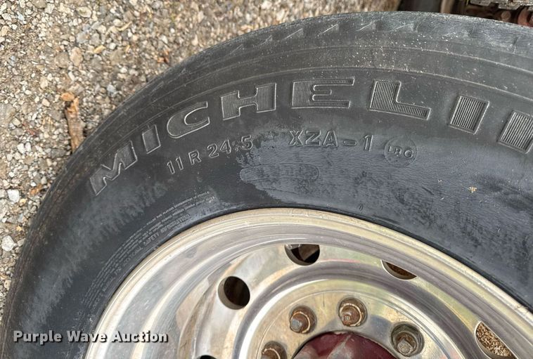 image for item EC7983 1981 Peterbilt 359 semi truck