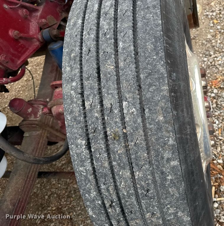 image for item EC7983 1981 Peterbilt 359 semi truck