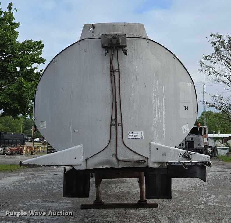 image for item ED2026 1971 Custom tank trailer