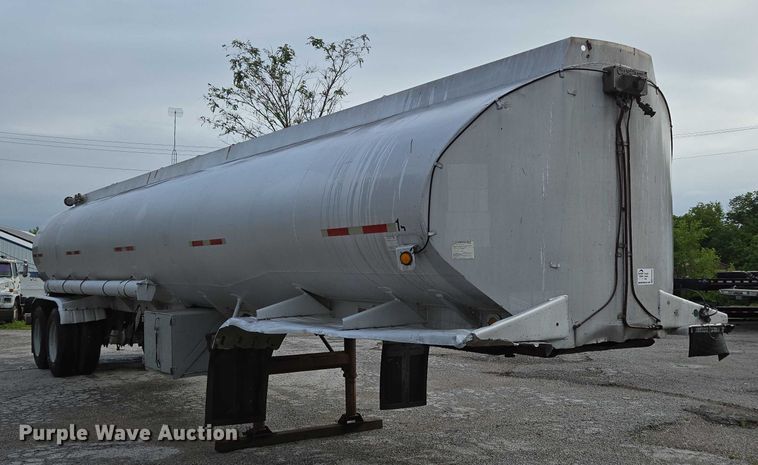 image for item ED2026 1971 Custom tank trailer