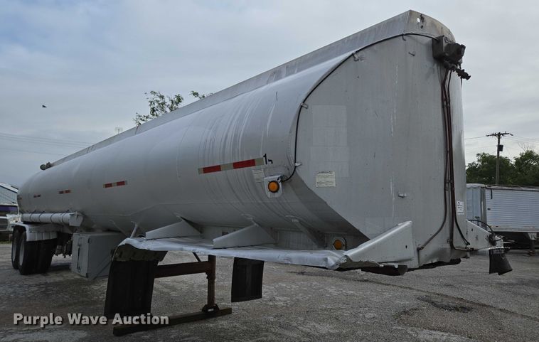 image for item ED2026 1971 Custom tank trailer