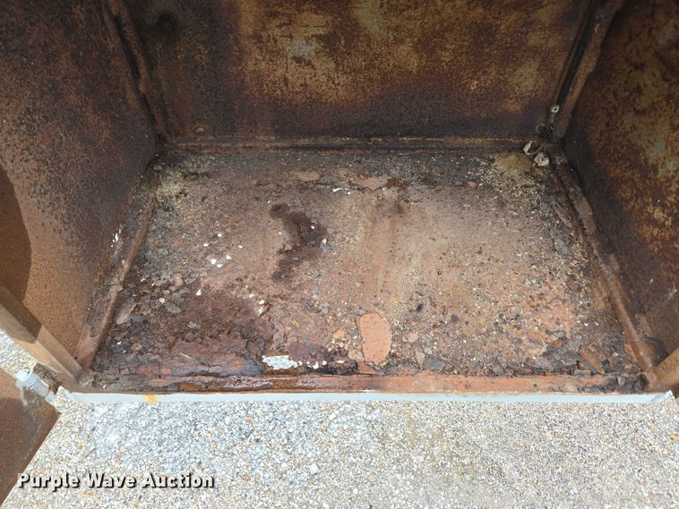 image for item ED2026 1971 Custom tank trailer