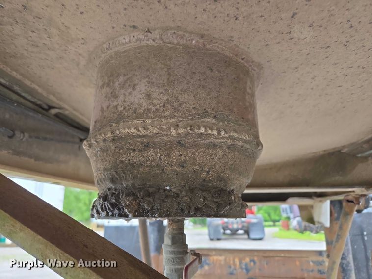 image for item ED2026 1971 Custom tank trailer