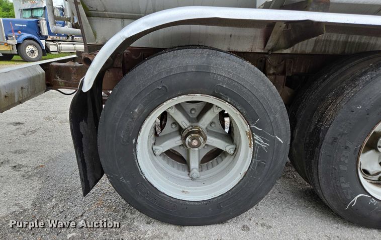 image for item ED2026 1971 Custom tank trailer