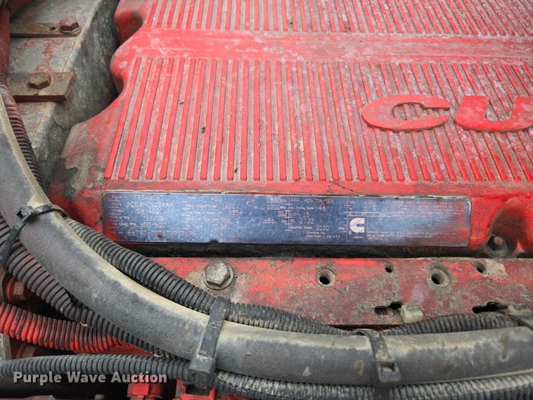 image for item ED2027 2009 Peterbilt 386 semi truck