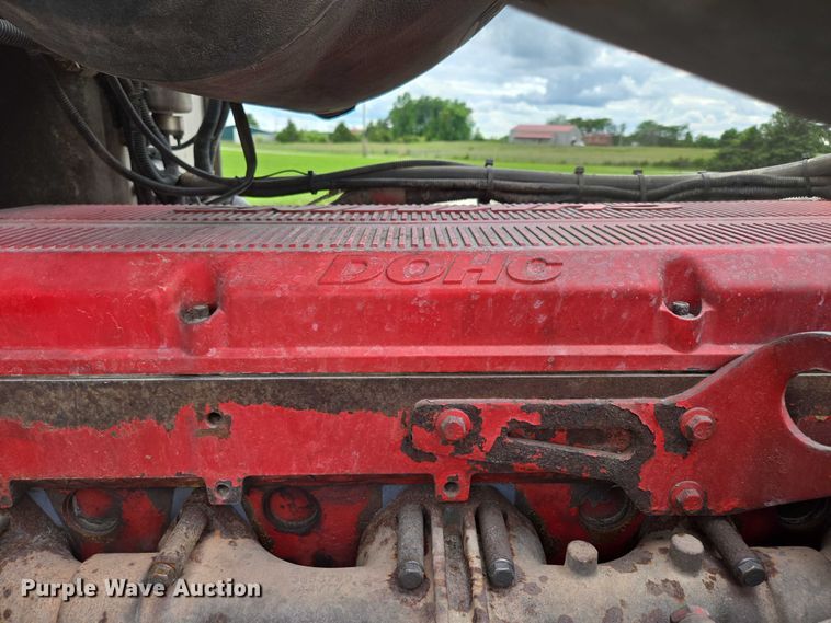 image for item ED2027 2009 Peterbilt 386 semi truck