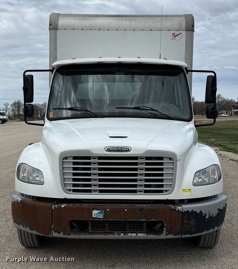 image for item ED4133 2020 Freightliner Business Class M2 box truck