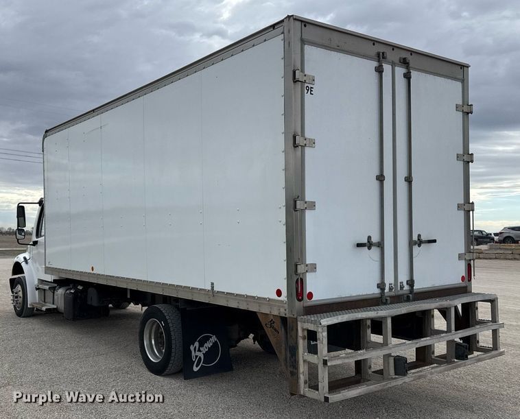 image for item ED4133 2020 Freightliner Business Class M2 box truck