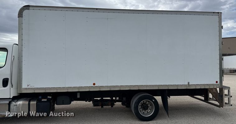 image for item ED4133 2020 Freightliner Business Class M2 box truck