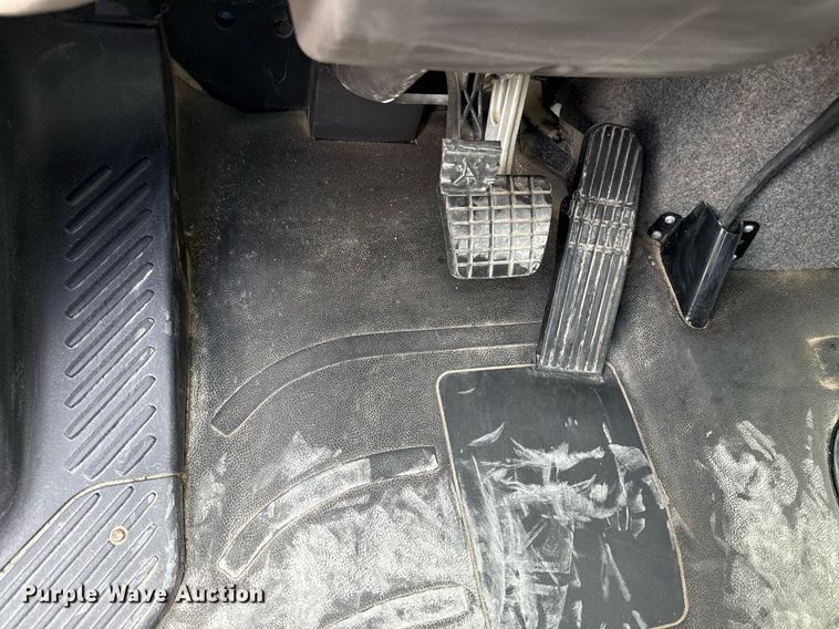 image for item ED4133 2020 Freightliner Business Class M2 box truck