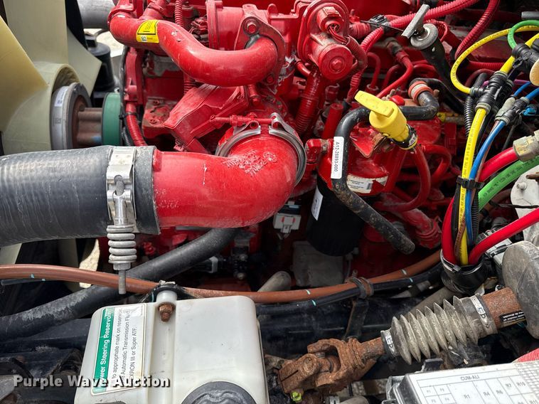 image for item ED4133 2020 Freightliner Business Class M2 box truck