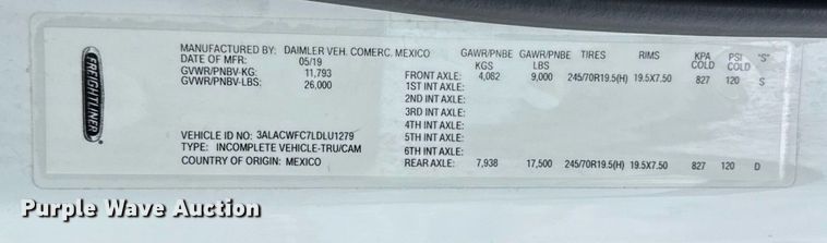 image for item ED4133 2020 Freightliner Business Class M2 box truck