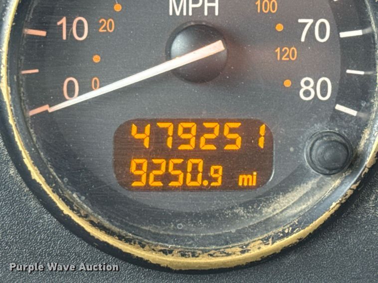 image for item ED5667 2019 Peterbilt 337 truck cab and chassis