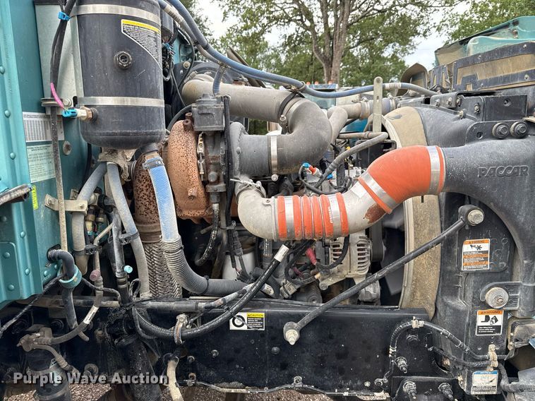 image for item ED5667 2019 Peterbilt 337 truck cab and chassis