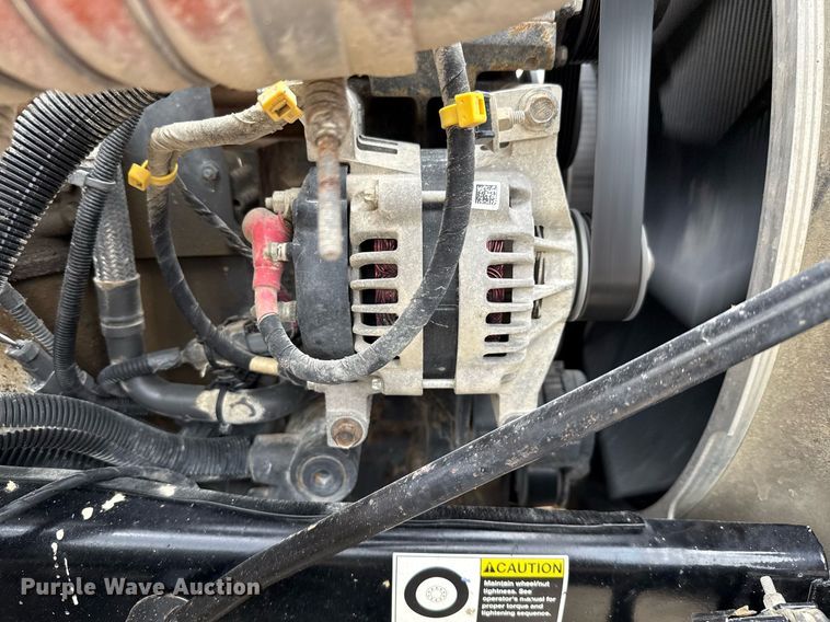 image for item ED5669 2019 Peterbilt 337 hook lift truck