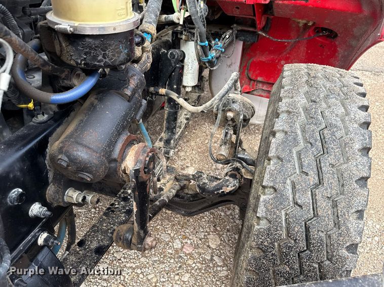 image for item ED5669 2019 Peterbilt 337 hook lift truck