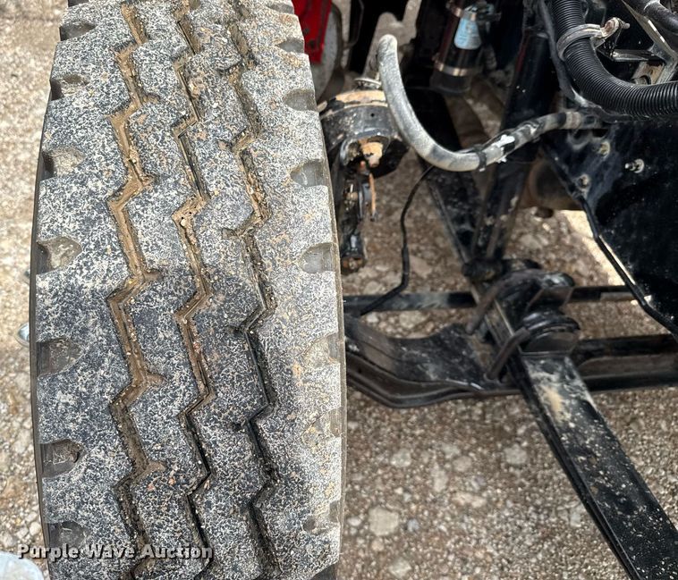 image for item ED5669 2019 Peterbilt 337 hook lift truck