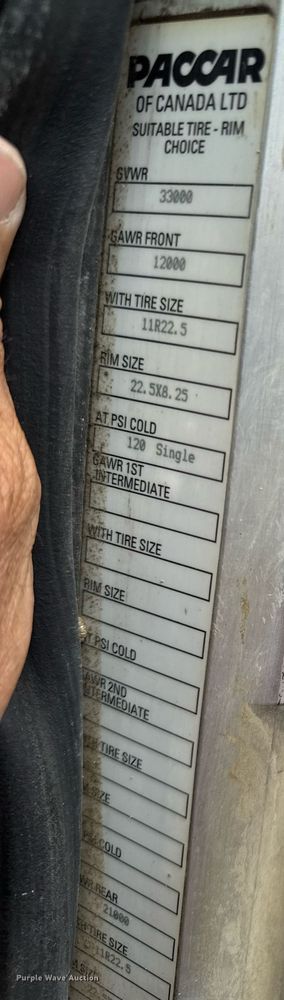 image for item ED5669 2019 Peterbilt 337 hook lift truck