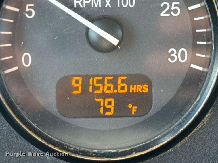 image for item ED5670 2019 Peterbilt 337 truck cab and chassis