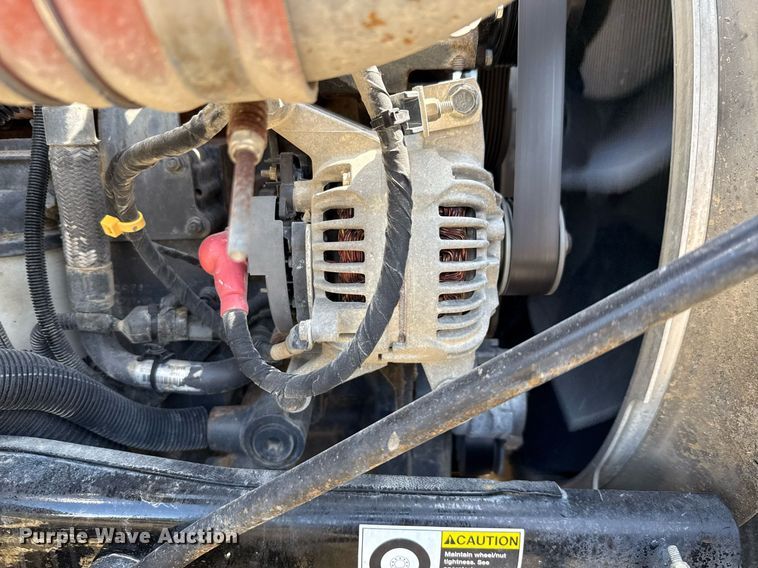 image for item ED5670 2019 Peterbilt 337 truck cab and chassis