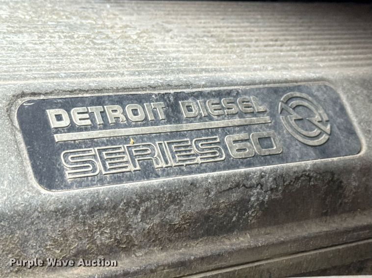 image for item ED5671 2005 Freightliner Century Class semi truck