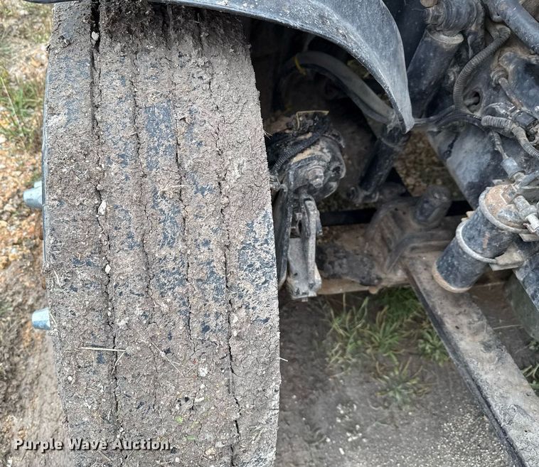 image for item ED5671 2005 Freightliner Century Class semi truck