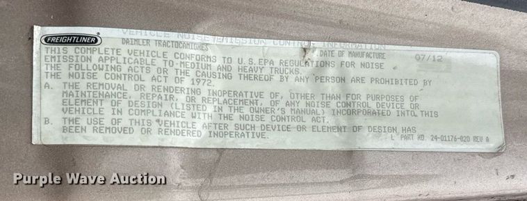 image for item ED5672 2013 Freightliner Cascadia semi truck