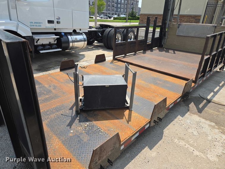 image for item EF1479 Morgan flatbed