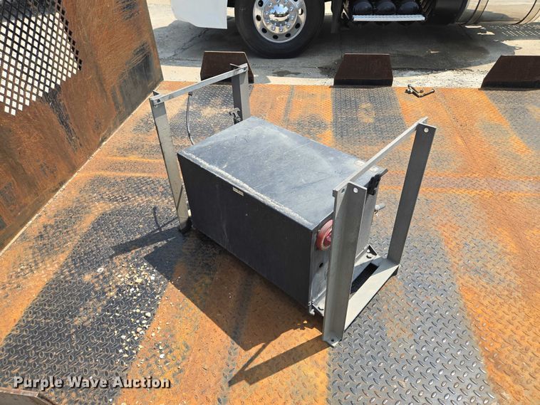 image for item EF1479 Morgan flatbed