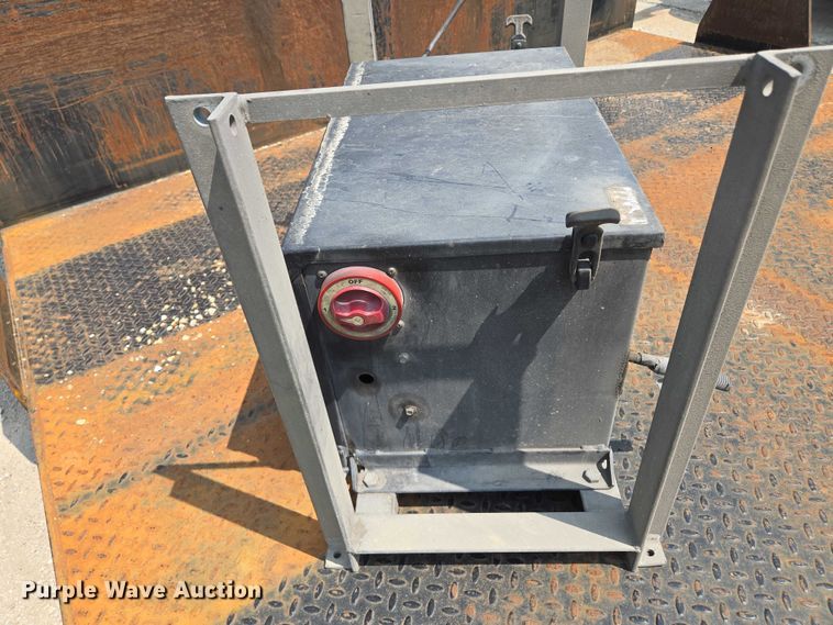 image for item EF1479 Morgan flatbed