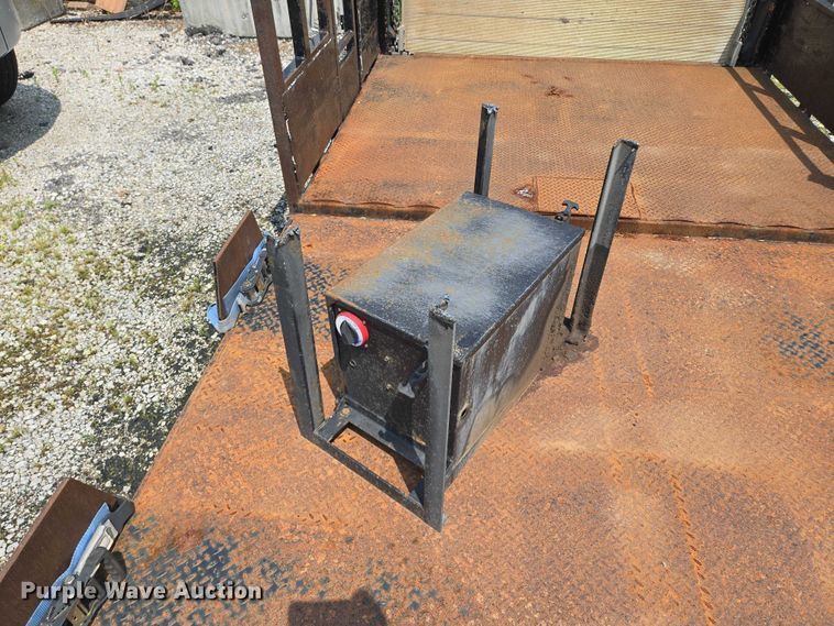 image for item EF1480 Flatbed