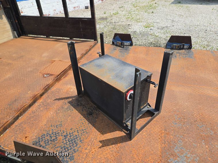 image for item EF1480 Flatbed