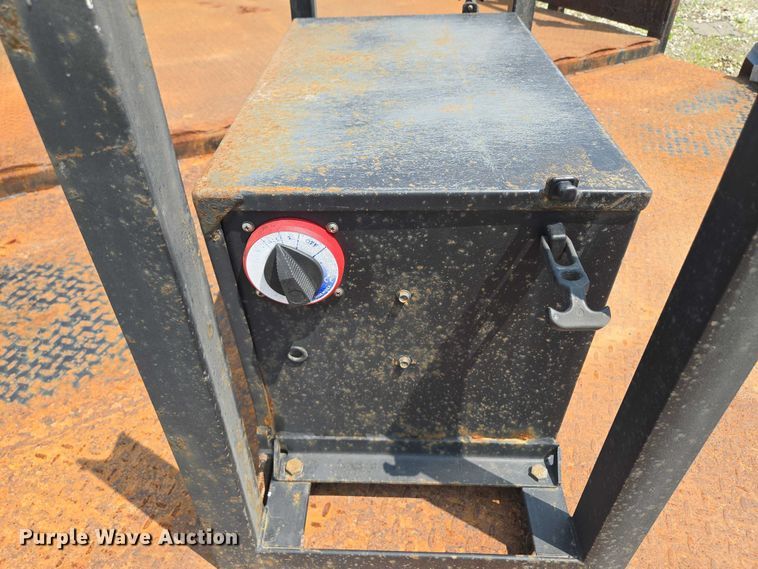 image for item EF1480 Flatbed