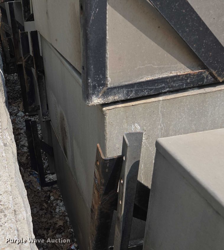 image for item EF1481 (6) aluminum toolboxes