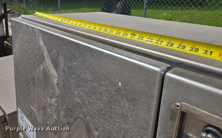 image for item EF1481 (6) aluminum toolboxes