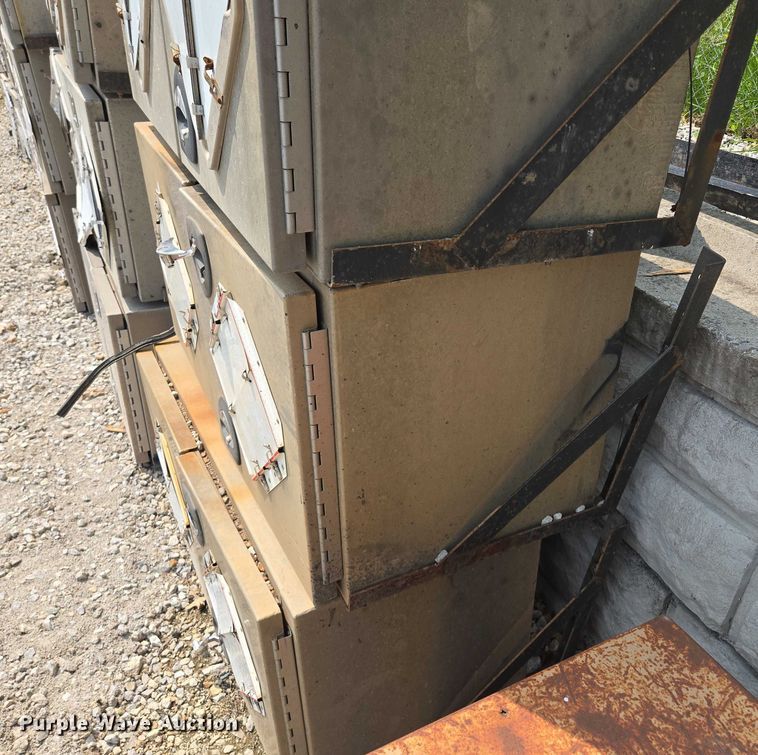 image for item EF1482 (6) aluminum toolboxes